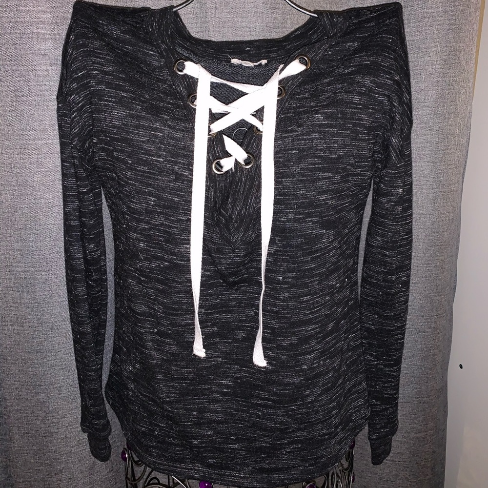 Super cute dark heather grey sweater shirt